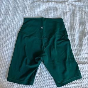 green 4” Lululemons